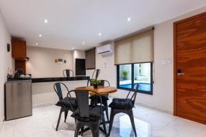 Kuchyň nebo kuchyňský kout v ubytování Hotel 28 Cancun