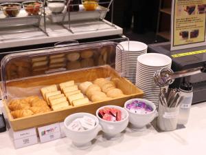 Comida no hotel ou em algum lugar perto