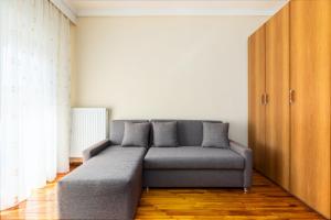 Χώρος καθιστικού στο yOUR Apartement