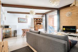 Un televizor și/sau centru de divertisment la Résidence Bero Bisto - maeva Home - Appartement vue montagne 2 pièces 5 personnes - Confort - super Home MAE-1121