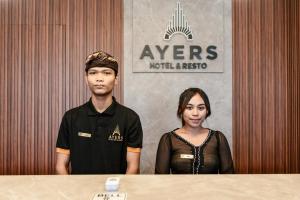 Členové personálu v ubytování Ayers Hotel&Resto + 37 fotografií