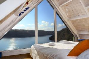 Táj Show holiday homes közelében