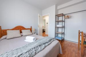 Cama o camas de una habitación en Pensión Casa Castelao 31 O Grove