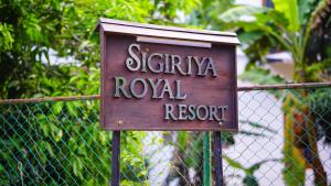Certificato, attestato, insegna o altro documento esposto da Sigiriya Royal Resort