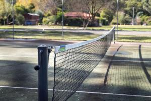 Tennis ou squash au sein de le motel ou à proximité