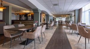 Restoran atau tempat lain untuk makan di Fletcher Hotel Restaurant Rooland