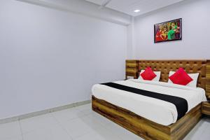 Postel nebo postele na pokoji v ubytování Hotel O ZION