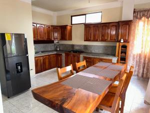 Η κουζίνα ή μικρή κουζίνα στο CAPITAINs HOUSE