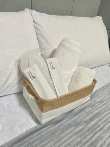 Postel nebo postele na pokoji v ubytování G108 Cheer Residences