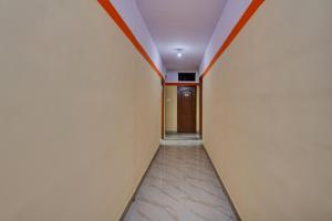 Foto Bangalore’is asuva majutusasutuse SPOT ON Canton Lodging And Boarding galeriist