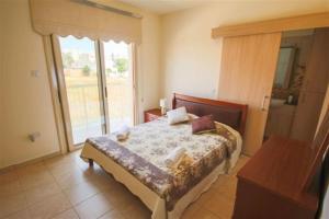 Postel nebo postele na pokoji v ubytování Villa Florie + 45 fotografií