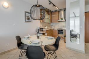 Kuchyňa alebo kuchynka v ubytovaní Apartment Stiv Luxe