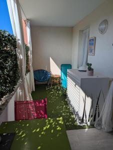 Posezení v ubytování Appartement tout confort Résidence piscine 5 minutes de la plage Mèze