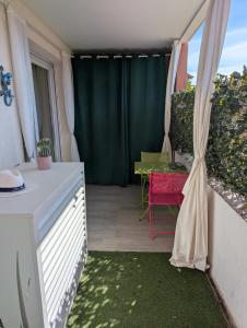 Balkón nebo terasa v ubytování Appartement tout confort Résidence piscine 5 minutes de la plage Mèze