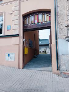 an entrance to a building with a doorway at DG Apartamenty i Turystyka in Przemyśl