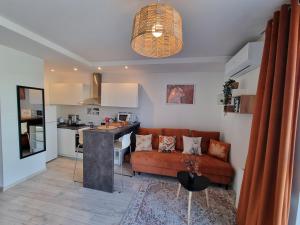 Η κουζίνα ή μικρή κουζίνα στο Apartament Rudy Zakątek w Centrum Bydgoszczy