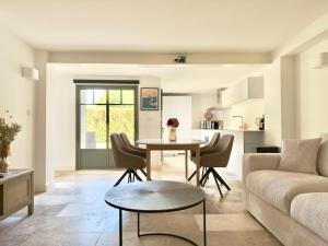 Χώρος καθιστικού στο Pyla sur mer appartement terrasse a 100m de la plage