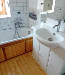 Bilik mandi di Le vieux logis