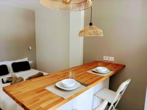 Χώρος καθιστικού στο Koka15 Pool by Wave Properties