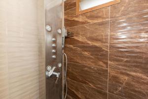 Ванная комната в Acogedor apartamento en Medellín +19 фотографий