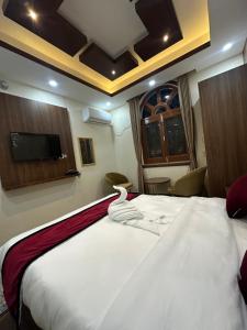 Letto o letti in una camera di Lazimpat Boutique Hotel