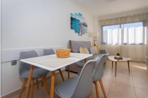 Гостиная зона в Apartamento en Alicante cerca del aeropuerto