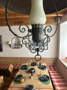 Foto sihtkohas Poschiavo asuva majutusasutuse Poschiavo Suisse Hotel & Traditional Fondue Stube galeriist
