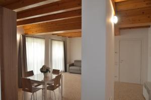 Posezení v ubytování Palazzo Maggiore Suite B