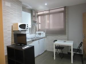 Afbeelding uit fotogalerij van Apartamentos Adressadors in Valencia +23 foto's