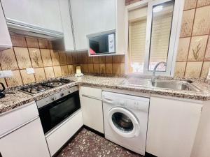 Kuchyň nebo kuchyňský kout v ubytování A385 - Madrimar - 2004 Finestrat s.l.
