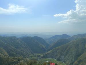 Fotografie z fotogalerie ubytování The village lodge Dalhousie v destinaci Banikhet