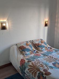 Postel nebo postele na pokoji v ubytování Appartement T2