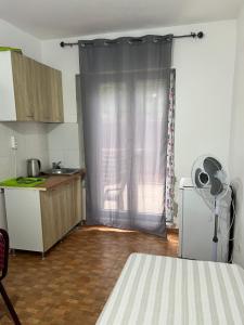 Kuchyň nebo kuchyňský kout v ubytování Green Villa + 37 fotografií