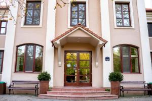 Η πρόσοψη ή η είσοδος του Kaštel Hotel