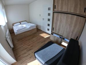 Postel nebo postele na pokoji v ubytování Mazurek Balatonboglar