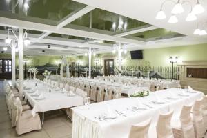 Restaurace v ubytování Medova Pechera