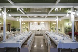 Restaurace v ubytování Medova Pechera