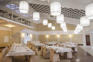 Restaurace v ubytování Medova Pechera