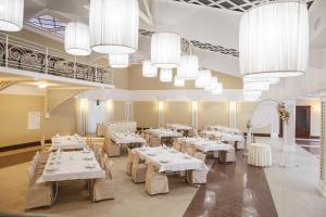 Restaurace v ubytování Medova Pechera