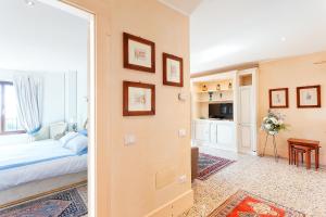 Posteľ alebo postele v izbe v ubytovaní Deluxe Apartments Lagoon View
