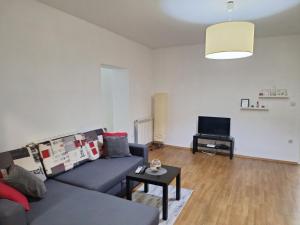Predel za sedenje v nastanitvi Skopje Home 1