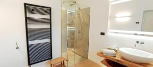 Koupelna v ubytování Top Hill Cottage + 43 fotografií