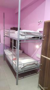 Postel nebo postele na pokoji v ubytování Big Brother hostel Hotel