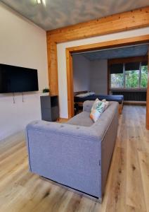 TV a/nebo společenská místnost v ubytování Casa Maria West