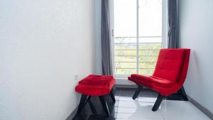 Ein Sitzbereich in der Unterkunft GolfView Hotel