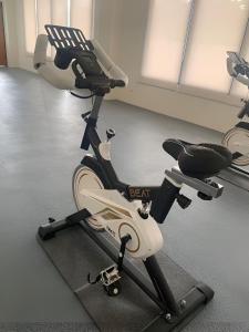 Fitness centrum a/nebo fitness zařízení v ubytování SAL'S Oceancrest Suite