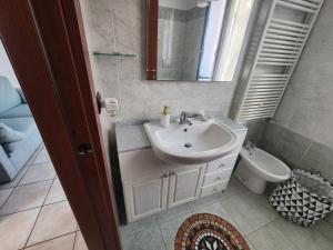 Koupelna v ubytování La Corte Guesthouse