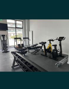 Phòng/tiện nghi tập thể dục tại Apartament 2 camere Mamaia Nord