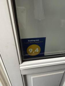 a door with a sign on the side of it at Kleiters Bed & Kitchen in Copenhagen