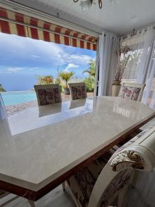 Loodusmaastik puhkemaja lähedal